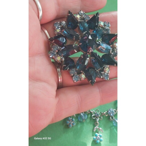 Cute cookie lee blue flowers ab rhinestone necklace+ bonus unsigned brooch - Picture 11 of 11